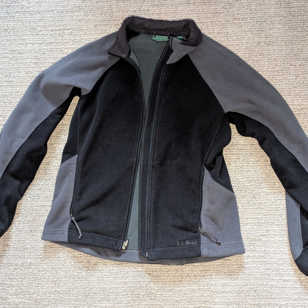 L.L. Bean Women's Black and Gray Fleece Jacket